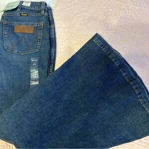Wrangler Retro Flare Jeans